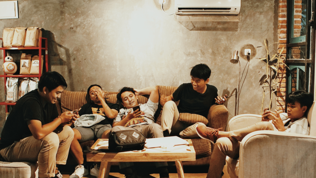 Mens Hostel in Kakkanad | Madappattu Hostels Near Infopark Mens Hostel in Kakkanad